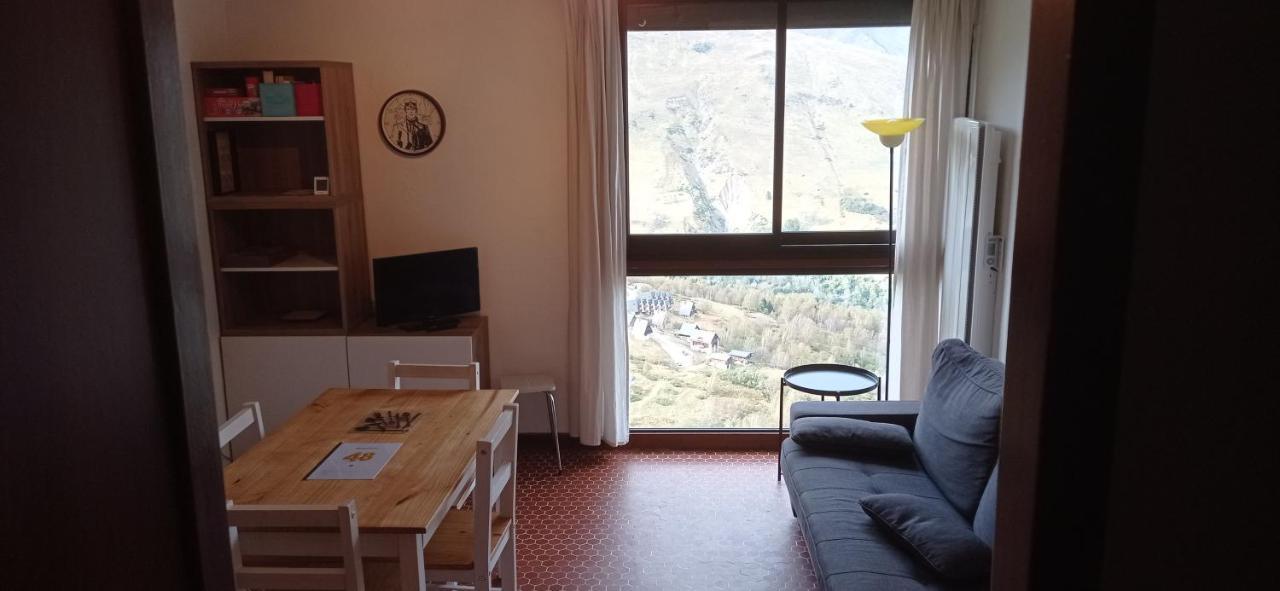 Appartement St Lary Soulan Pied Des Pistes Saint-Lary-Soulan Exteriör bild